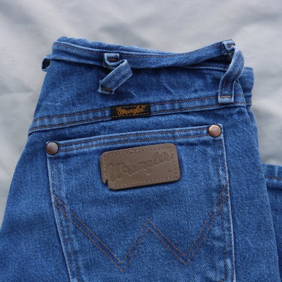 WRANGLER WOMENS COWBOY CUT JEANS - Picture 2 of 5